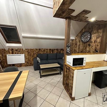 La Grange Apartment Carentan Bagian luar foto